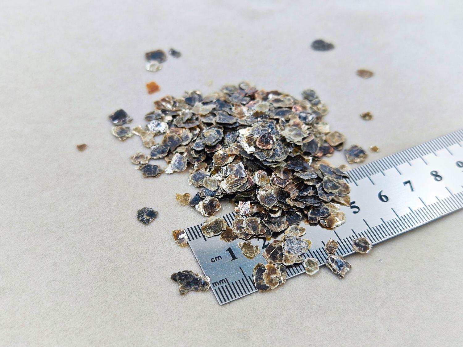 Moskauer Glas Braun 3 - 8mm